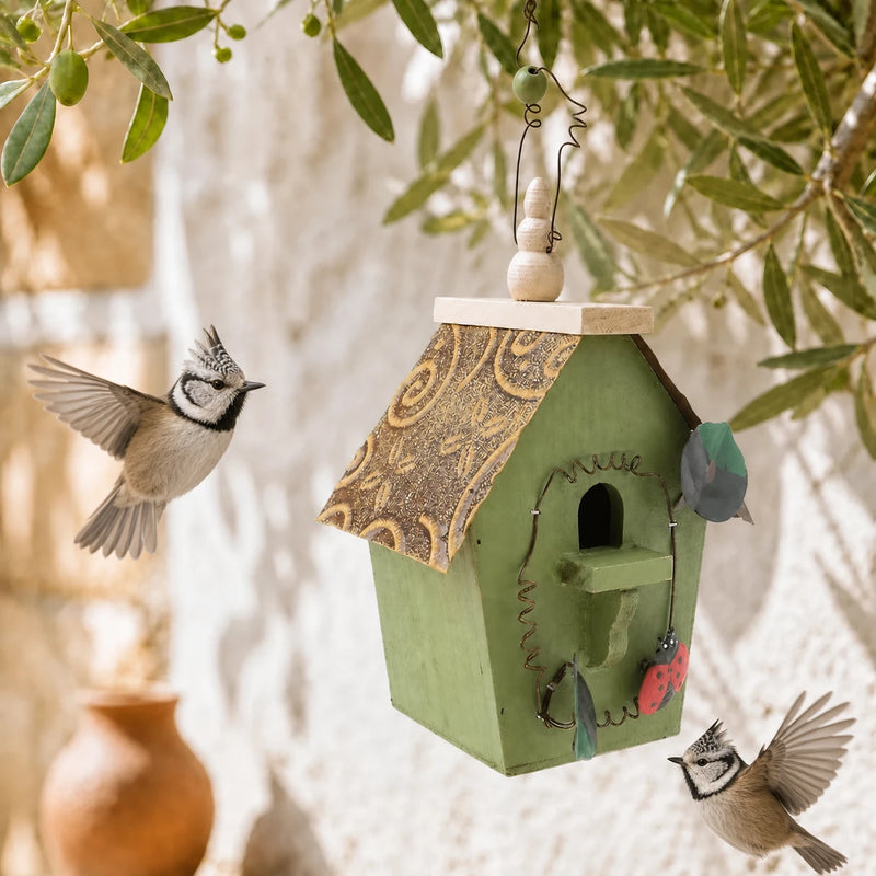 Birdhouse country in logs green