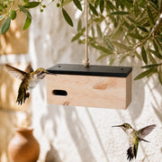 Birdhouse wall-mounted with entrance horizontale