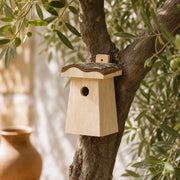 Birdhouse cabin in birch