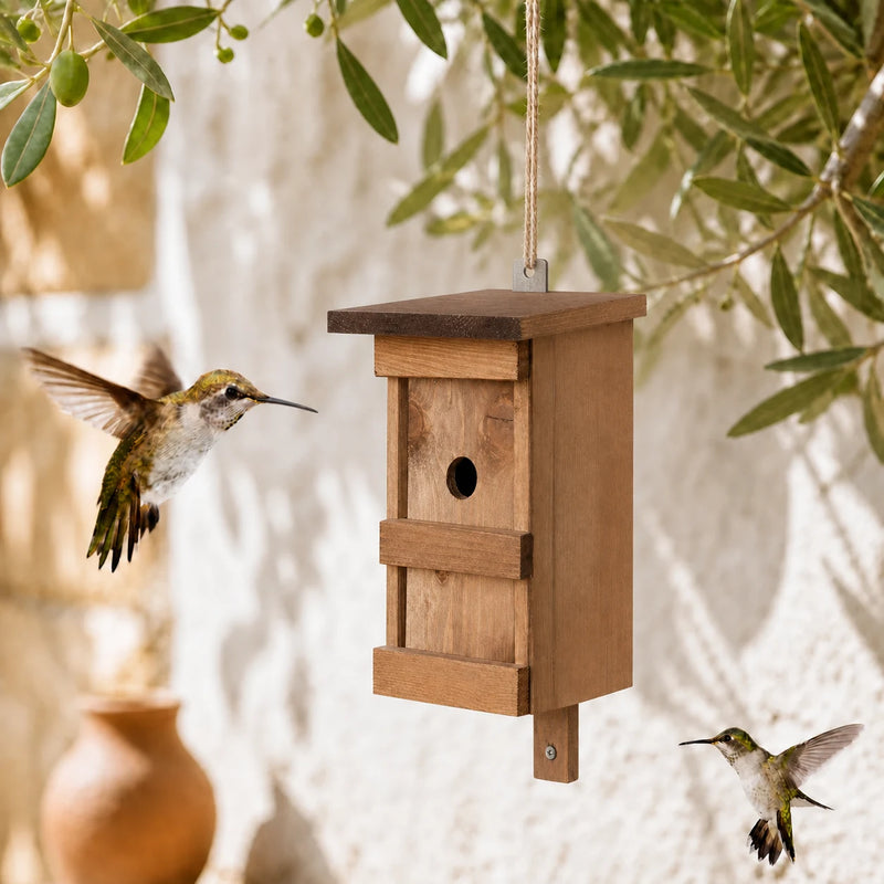 Birdhouse in wood solid varnished