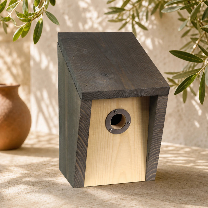 Birdhouse grey in wood oiled