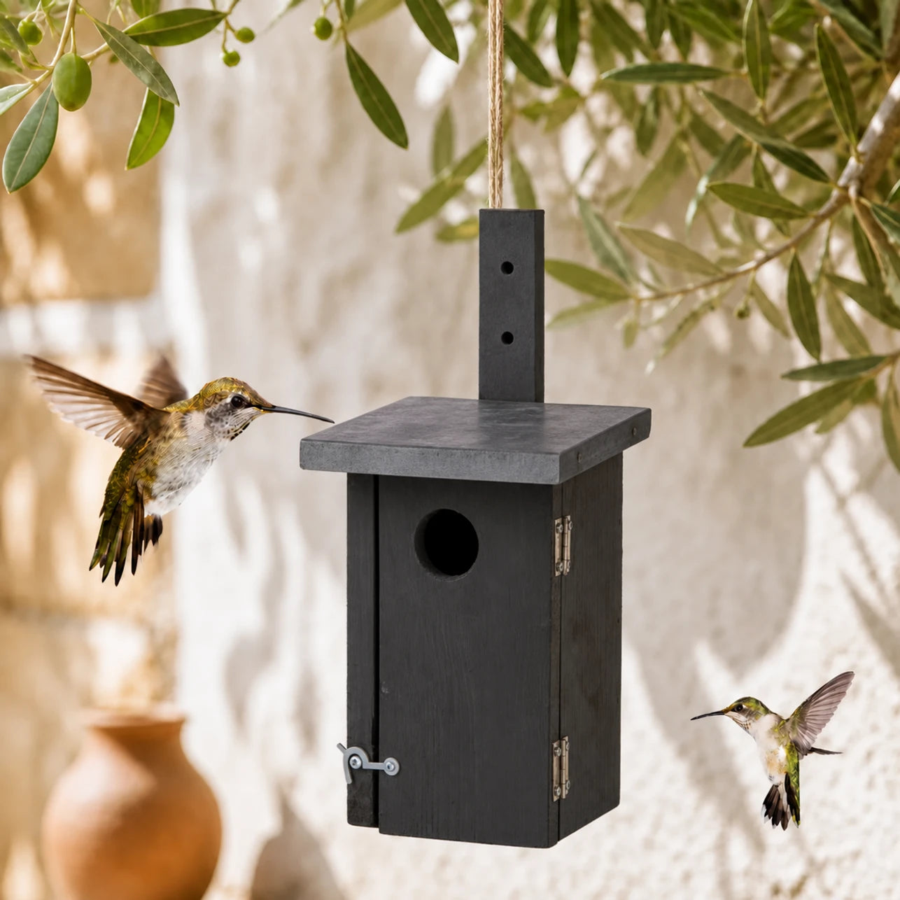 Birdhouse in wood with zinc roof grey