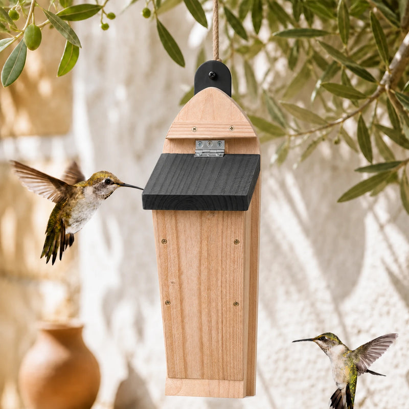 Birdhouse tapered in wood with entrances side