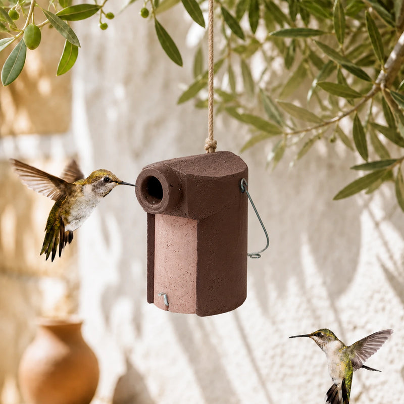Birdhouse anti-predators in concrete