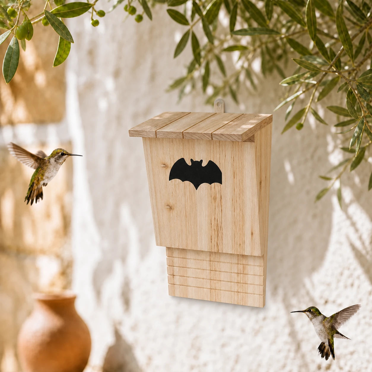 Bat box sloping