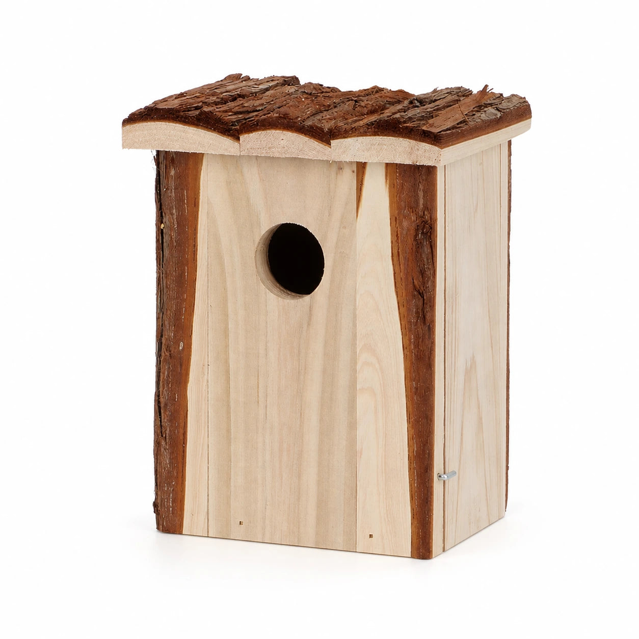 Birdhouse hanging with roof in bark — photo 2