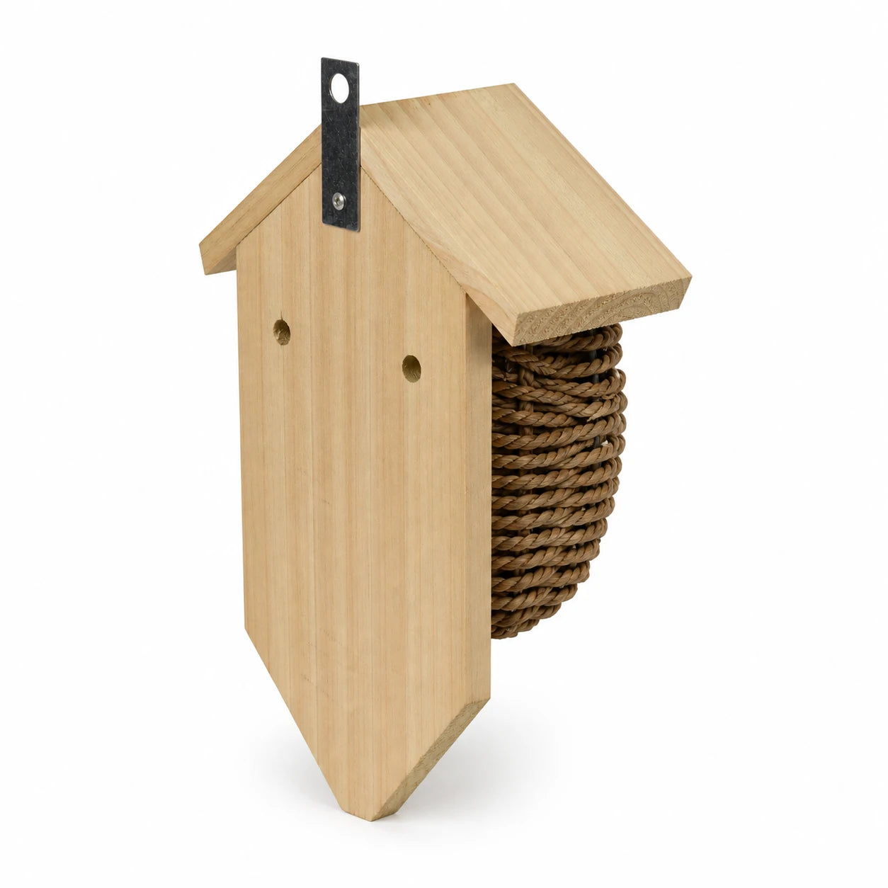 Birdhouse hanging in seagrass — photo 3