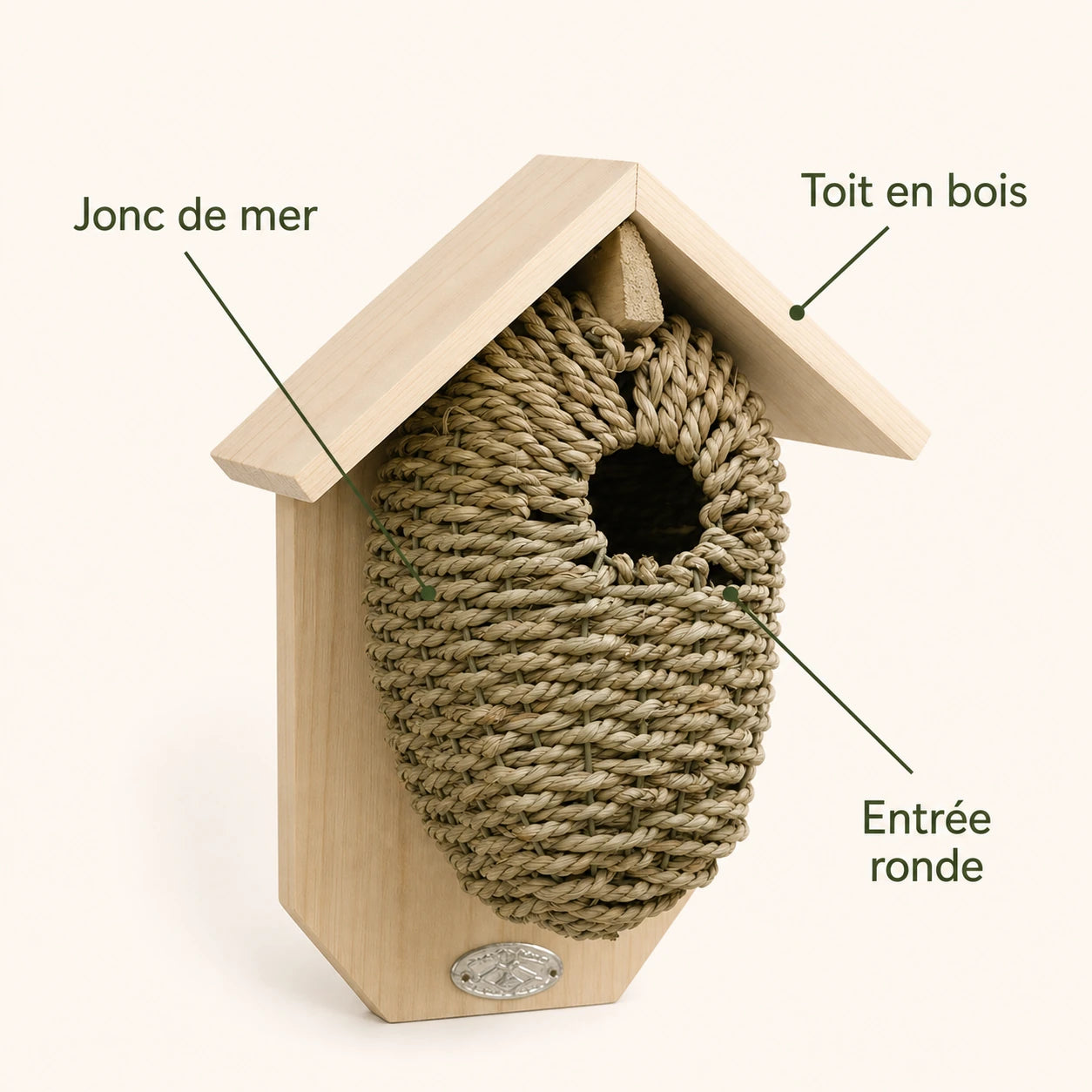 Birdhouse hanging in seagrass — photo 4