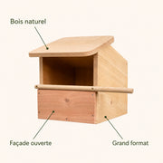 Birdhouse open in wood with holder camera — photo 4